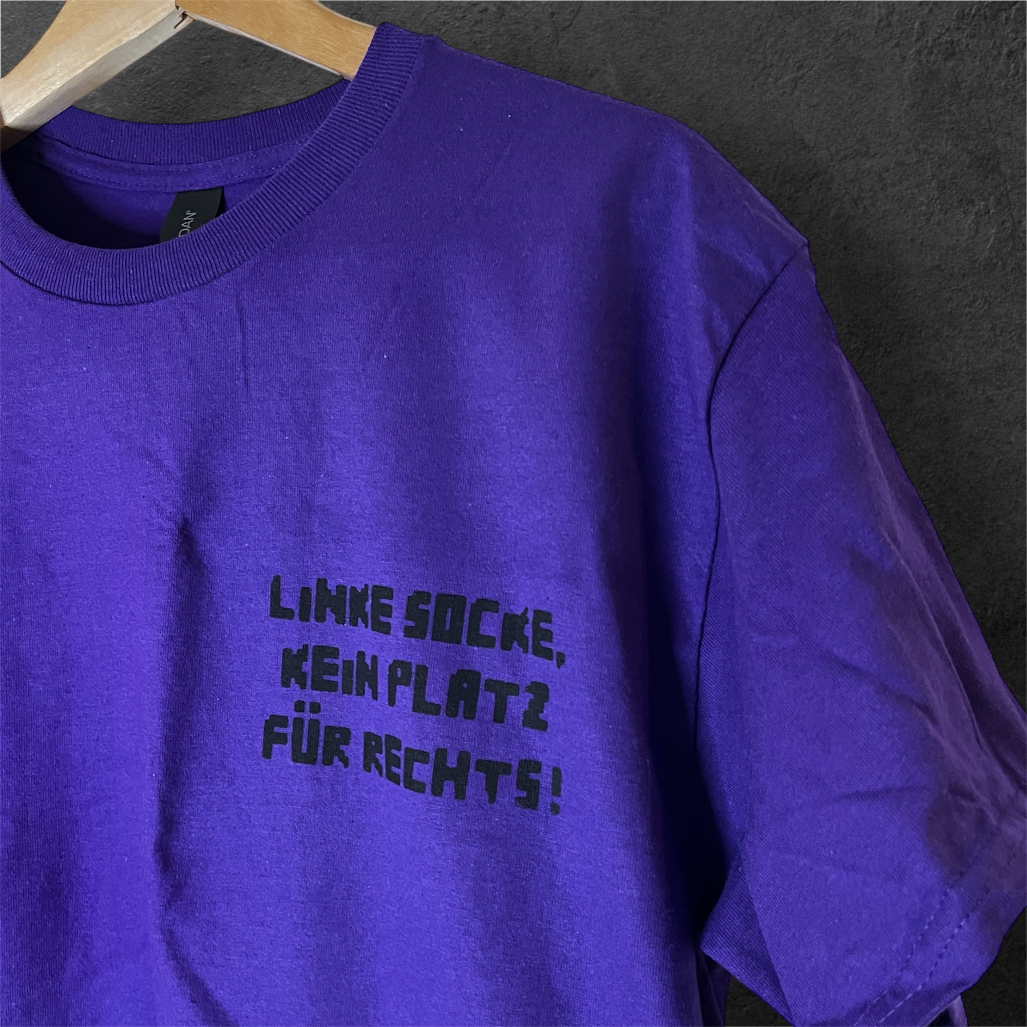 👕LINKE SOCKE, KEIN PLATZ FÜR RECHTS! - ***auf Bestellung*** T-Shirt nach Wunsch – Bild 16