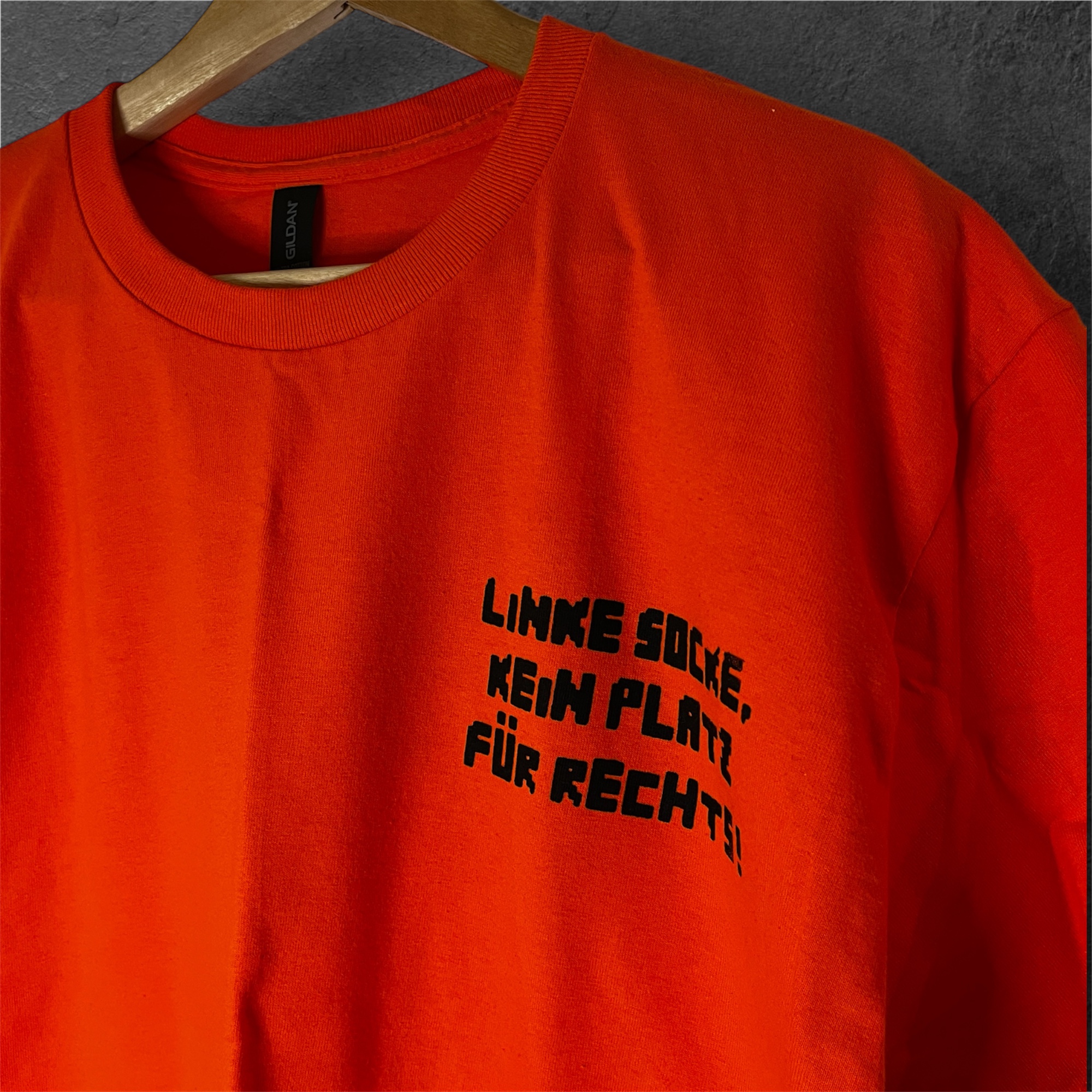 👕LINKE SOCKE, KEIN PLATZ FÜR RECHTS! - ***auf Bestellung*** T-Shirt nach Wunsch – Bild 6